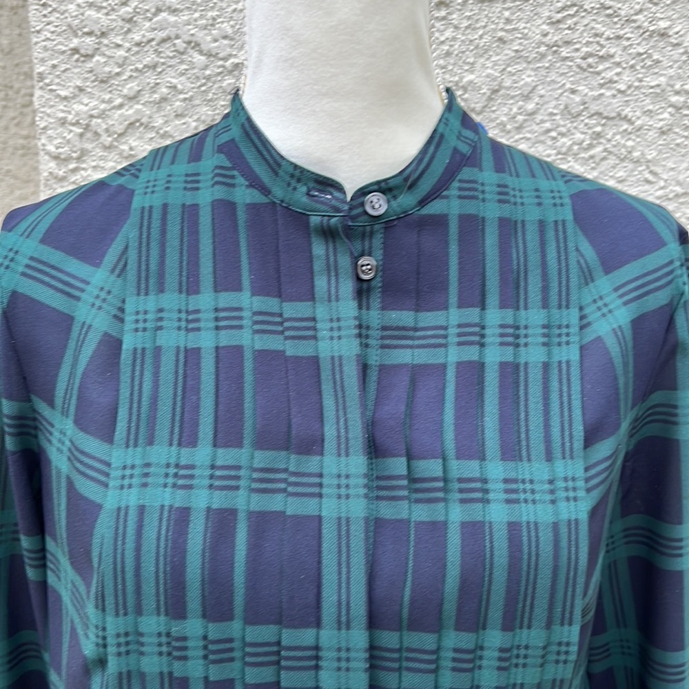 💚J.Crew Tuxedo Pleat Tarten Plaid Button up Women's Blouse Size S - Picture 2 of 7